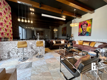 CASA EN VENTA FRENTE A PARQUE CON AREA SOCIAL CERRADA Y JARDIN AMPLIO