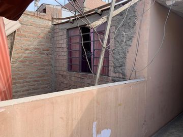 San Martin, Naranjal en Venta casa como terreno a un paso de Essalud Canta Callao