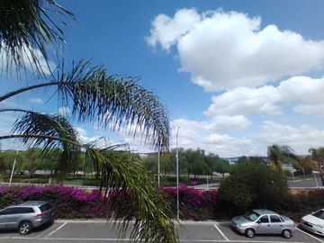 VENTA CASA EN SANTA FE JURIQUILLA CON ALBERCA