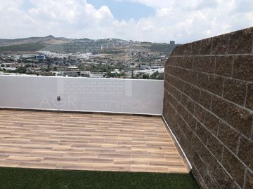 CASA EN PEDREGAL DE SCHOENSTATT CON ROOF TOP, JARDIN Y ESPECTACULAR SALA DE JUEGOS O DE TV