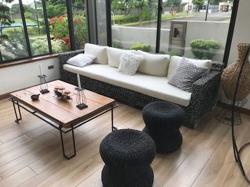 BALI MANSIONS DREAM HOME 6Br with pool Across the park TCP 50M nego