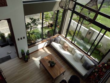 BALI MANSIONS DREAM HOME 6Br with pool Across the park TCP 50M nego