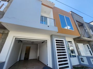 SE VENDE CASA DE DOS PISOS EN EL BARRIO LOMITAS, TULUÁ (VALLE)
