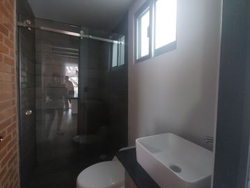 $2,600,000.00 CASA PEQUEÑA TIPO LOFT INDUSTRIAL ECOLÓGICA CON VIGILANCIA EN LOMAS DE CORTÉS
