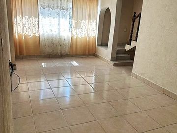 Casa en venta en Colonia La Pradera
