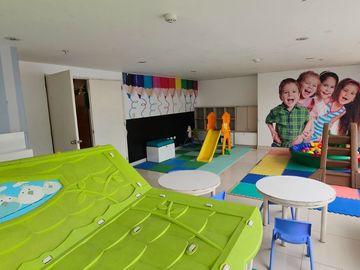 Departamento Moderno y Amoblado en Venta Bien Ubicado en Lince