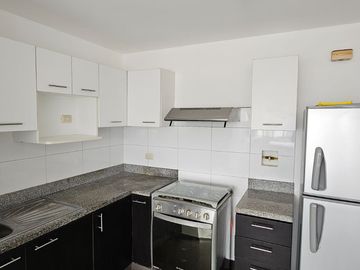 Departamento Moderno y Amoblado en Venta Bien Ubicado en Lince