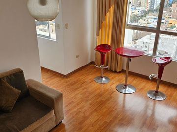 Departamento Moderno y Amoblado en Venta Bien Ubicado en Lince