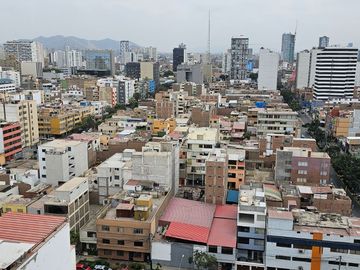 Departamento Moderno y Amoblado en Venta Bien Ubicado en Lince