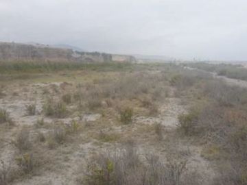 VENDO AMPLIO TERRENO EN MOLLENDO PARA CONDOMINIO