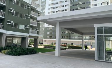 Early Move in 2BR with Balcony in Avida Towers One Union Place, Arca South