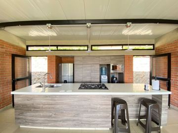 VENTA FINCA EN CONDOMINIO  KILOMETRO 30