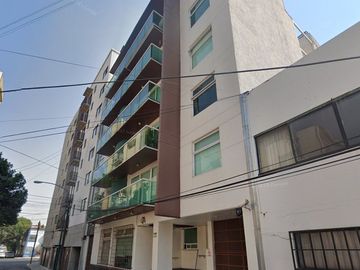 Oportunidad de Inversión en Calle Linares número 42, Col. Roma Sur Alcaldía Cuauhtémoc, CDMX-Sentencia Firme