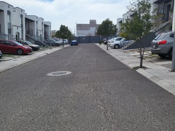 VENTA DEPARTAMENTO DUPLEX CERCA DEL TEC DE MTY, VALLE DE SAN PABLO, QUERETARO
