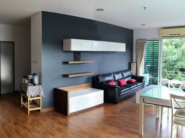 Beautiful condo for sale, Suthep, near Nimman, good location, complete with furniture,sale with tenant