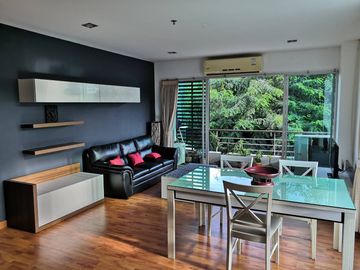 Beautiful condo for sale, Suthep, near Nimman, good location, complete with furniture,sale with tenant