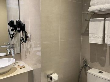 Fully Furnished Queen Suite Condotel  Unit at Belmont Hotel Boracay for SALE (Pasalo/Resale/Assume Balance/Transfer of Rights)