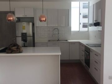 HERMOSO DEPARTAMENTO EN VENTA - SECTOR BELLAVISTA