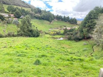 Lotes en venta desde 15.000m2 en hermosa hacienda de 45Ha.  vía Cumbe La Paz