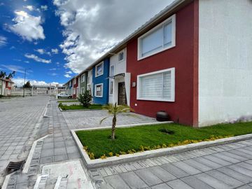 Venta de casas en conjunto habitacional en Ambato