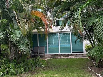 CASA EN VENTA NUEVO VALLARTA A 5 MINUTOS CAMINANDO A LA PLAYA 