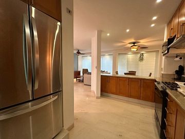 CASA EN VENTA NUEVO VALLARTA A 5 MINUTOS CAMINANDO A LA PLAYA 