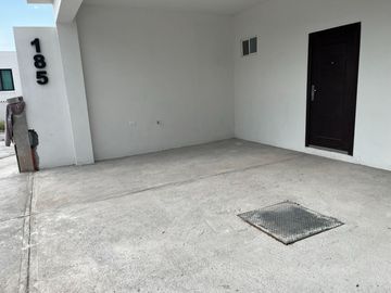Casa en venta en Privanzas Mirasierra Saltillo Coahuila