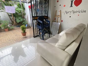 VENDO CASA EXTERNA, Barrio el Ingenio San Joaquin