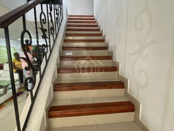 VENDO CASA EXTERNA, Barrio el Ingenio San Joaquin