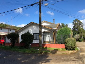 Venta Hermosa casa en Niebla Villa el Delfín