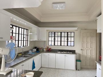 4 Bedroom House & Lot for Sale in Vista Verde Village, Bacoor Cavite