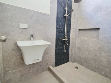 4 Bedroom Ready for Occupancy Single detached House in Talisay City Cebu
