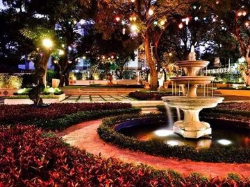 METRO MANILA High End Condo Modern Minimialist Condo near Hotel Mall Resturants and Airport Hospital School Office  HIGH END BUT AFFORDABLE CONDO IN S