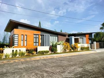 2BR  House & Lot for Sale  in Windsor Heights Tagaytay City