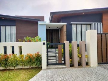 2BR  House & Lot for Sale  in Windsor Heights Tagaytay City