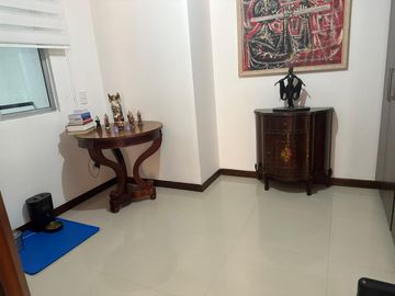 Apartamento amoblado en Álamos