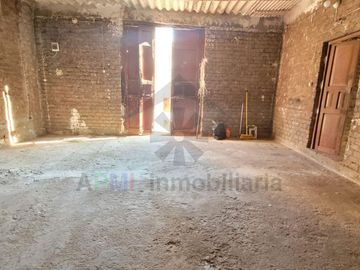 VENTA DE CASA COMERCIAL A PRECIO DE TERRENO A METROS DE AV. SAENZ PEÑA
