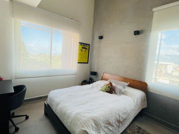 Duplex de lujo en venta, sector Jardines del Este