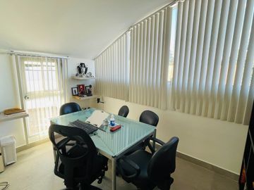 Duplex de lujo en venta, sector Jardines del Este