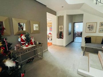 Duplex de lujo en venta, sector Jardines del Este