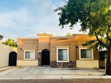 Casa de una planta en Corceles residencial