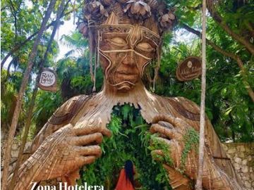 Casa con alberca en residencial privado en Tulum, en venta.