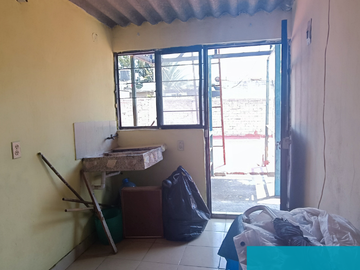 Venustiano Carranza 95, Colonia Melchor Muzquiz, Ecatepec de Morelos, C.P 55240, Estado de México.