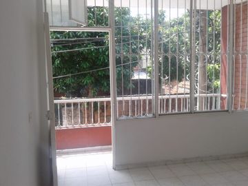CASA EN VENTA MELGAR