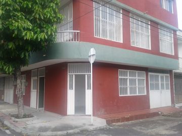 CASA EN VENTA MELGAR