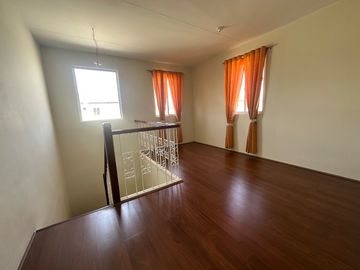 3 Bedrooms house for Sale Along the Highway near Sm Pampanga !!