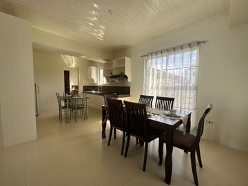 3 Bedrooms house for Sale Along the Highway near Sm Pampanga !!