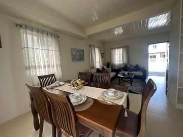 3 Bedrooms house for Sale Along the Highway near Sm Pampanga !!