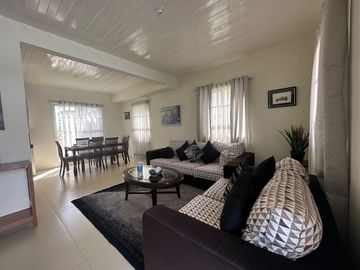 3 Bedrooms house for Sale Along the Highway near Sm Pampanga !!