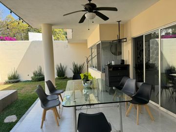 Casa en Venta en Tlaltenango, Cuernavaca, Morelos con 3 Habitaciones